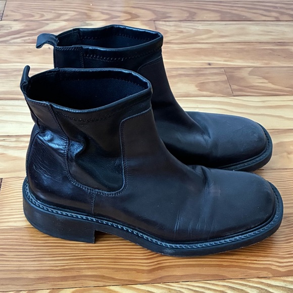 Kenneth Cole New York Square Toe Chelsea Ankle Boot Size 9 main image 9